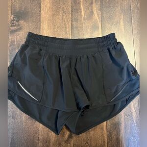 Hottie hot shorts Lululemon